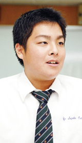 青木　元さん